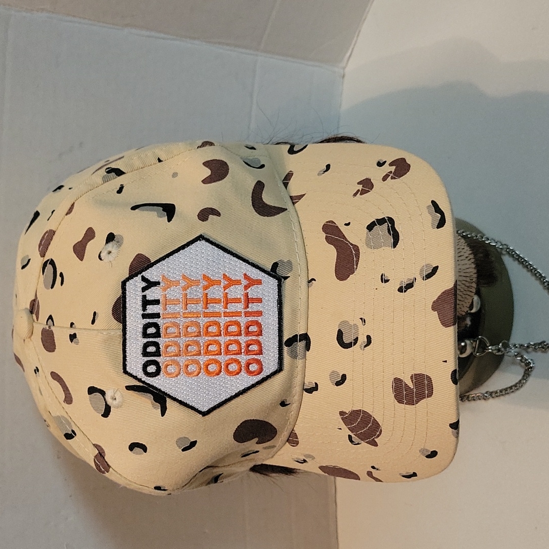 Oddity Cap.